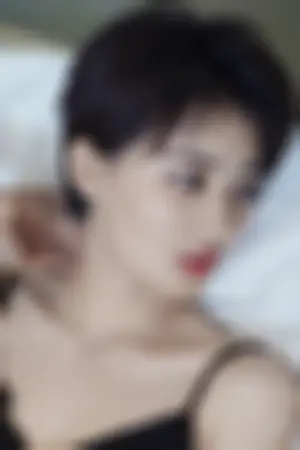 最新短发短裤造型可爱又性感时尚街拍大片时尚街拍大片