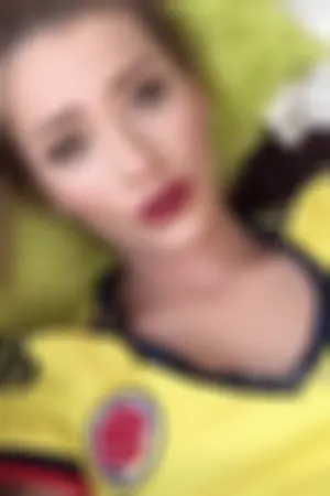 花花公子女郎 沙滩诱人比基尼图片