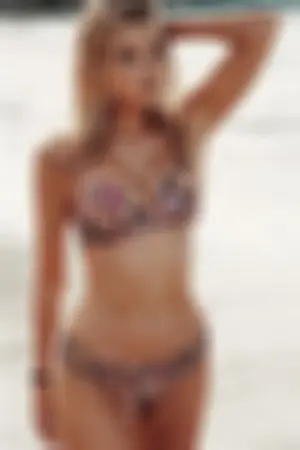 瑞典名模 维密天使火辣出镜