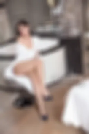 [TouTiao]头条女神 2017.06.22 性感浴袍 金圣雪