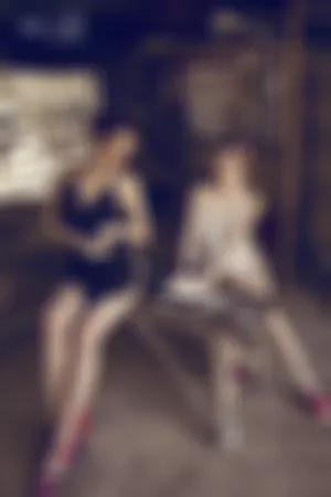 越南名模 山水陶瓷性感写真