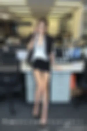 办公室OL制服诱惑写真