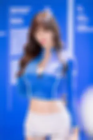 南韩赛车模特洪知延 香车美人青春永驻