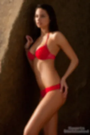 夏威夷美模 美胸细腰神级美腿