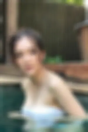 泰国正妹Rossarin甜美可人 超凶比基尼让人浮想联翩