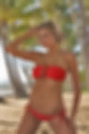 性感女神凯特·阿普顿 体育画报2017年特别写真