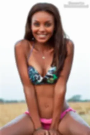 美国黑珍珠 体育画报比基尼写真