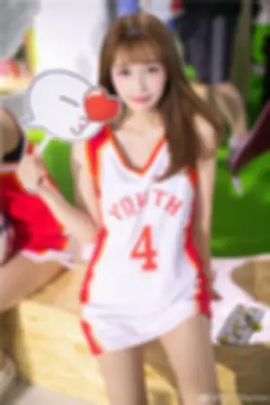 Nydian 2017CJ showgirl的微博私房照