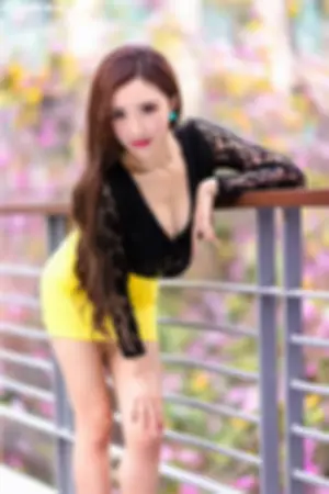 赵芸 成熟女人户外写真系列三