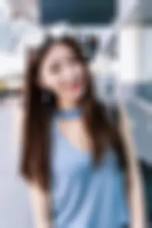 正妹 Nikki 超甜美笑容很迷人