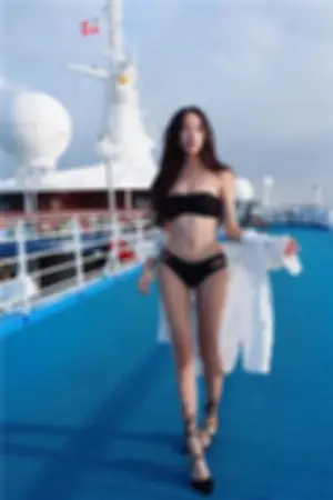 大马DJ正妹 游轮展示不科学细腰