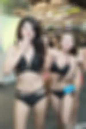 最强游行！比基尼女神全场狂欢！眼前美体环绕太幸福！