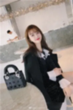 梦幻正妹张佐佐 微博美妆私房照