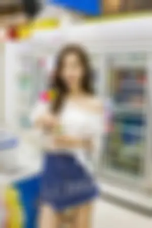 韩国女神孙允珠 气质养眼随意拍