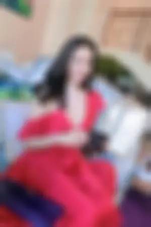 笑容女神 外型出色身材姣好