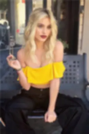 Lele Pons 欧美版Papi酱火辣私房照