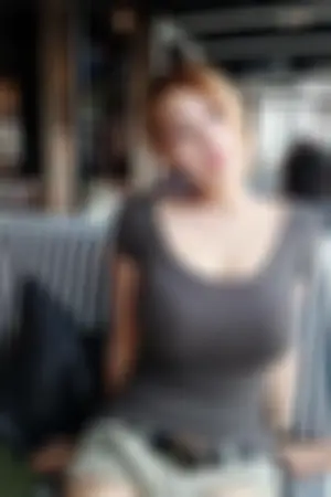 台湾I级艳后洪蓉 超震撼的事业线