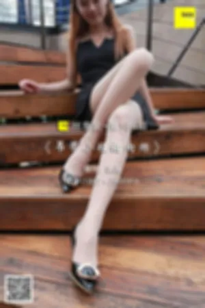 [IESS异思趣向]丝享家 2018.02.07 No.164 吊带小短裙肉丝