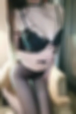 [MiFuli]米友福利 2018.02.16 黑色蕾丝内衣配无内黑丝裤袜透视写真