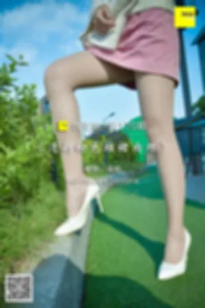 [IESS异思趣向]丝享家 2018.02.17 No.170 清新粉色短裙肉丝