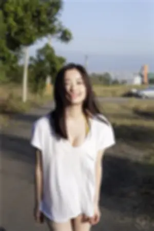 激似石原里美的美女私房照