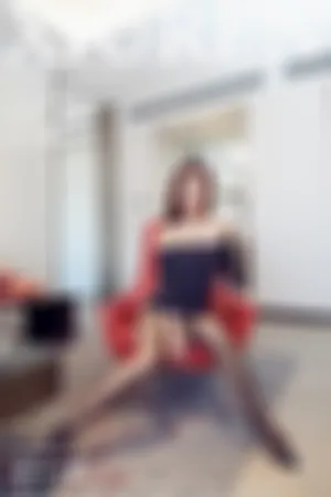 [XiuRen]秀人网 2018.04.25 No.991 黑丝眼镜御姐、肉丝学生旗袍