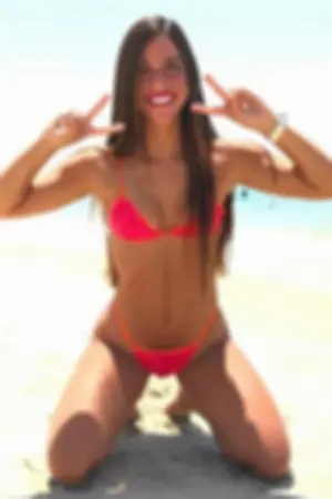 阳光正妹 开怀大笑发送甜美正能量