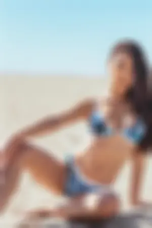 超火辣极致美体「 Park」！沙滩上最美的风景！