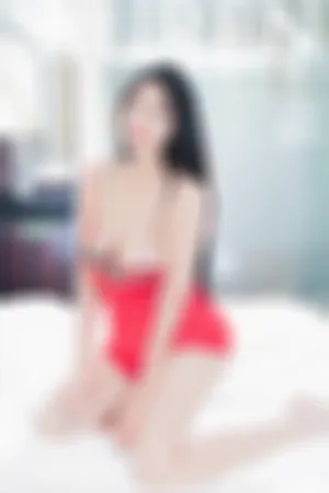 [XiuRen]秀人网 2017.06.27 No.1054 红色吊裙魅惑私房写真