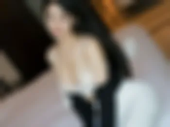 [XiuRen]秀人网 2018.10.26 No.1209 秘书OL装蕾丝内衣诱人丝袜写真