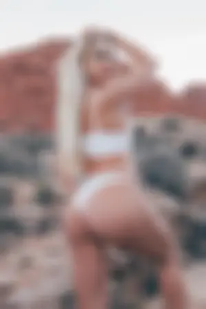 -浑圆挺翘有魔性狠断理智线