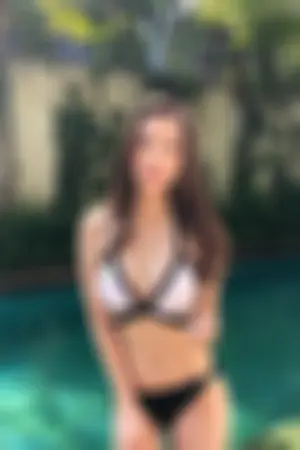 登上媒体版面的「白富美」