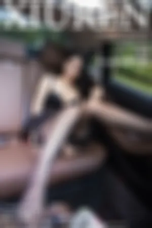 [XiuRen]秀人网 2018.12.11 No.1262 香车美人黑丝袜车拍写真