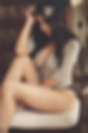 强棒出击！体育主播「豪胸丰臀」太抢镜