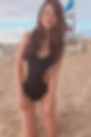 甜美长相搭上饱满欧派激发你的荷尔蒙