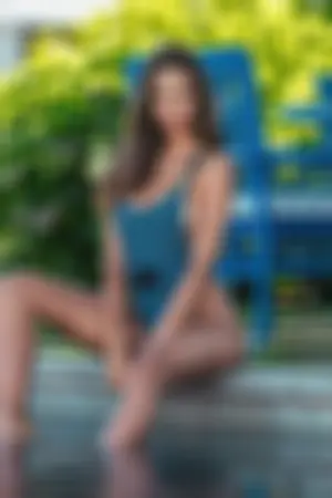 Bodine Koehler 性感波多黎各美人原来是音乐家