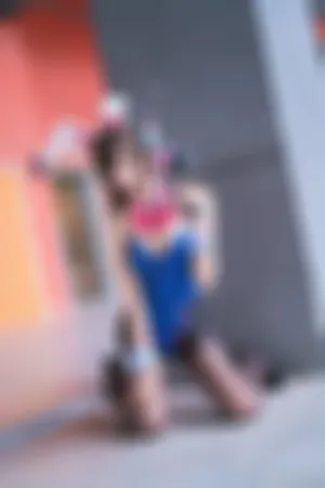 19TH萤火虫动漫游戏嘉年华兔女郎Dva和少女前线95式COS