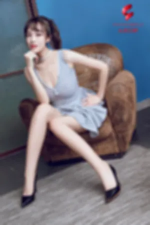 [TouTiao]头条女神 2019.01.19 美腿小公主