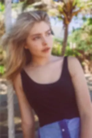 人气Youtube小美女每天教你化妆