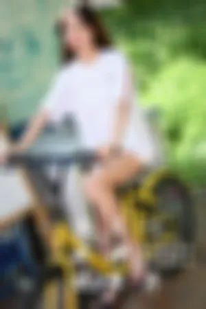 [YALAYI]雅拉伊 2018.10.25 Y013 阳光下的裸腿单车