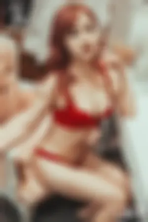 34D美胸好身材！高长身辣模-「LEI YI 」的性感透视！