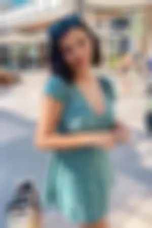 Rebecca Black 混血女歌手负评百变美女