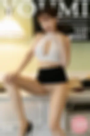 [YOUMI]尤蜜荟 2019.07.02 VOL.324 富国岛写真·肉色丝袜透视黑丝