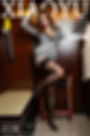 [XIAOYU]语画界 2019.06.25 VOL.096 秘书制服黑丝吊袜美胸与秀腿