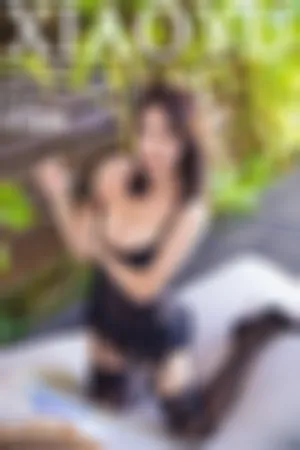 [XIAOYU]语画界 2019.07.03 VOL.102 马尔代夫旅拍·雪白丰满美胸黑丝吊袜美腿