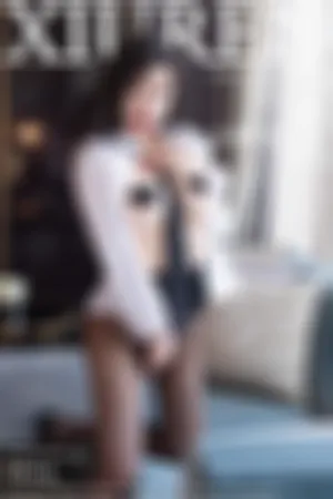 [XiuRen]秀人网 2019.06.28 No.1525 白衬衫黑丝袜心形胸贴写真