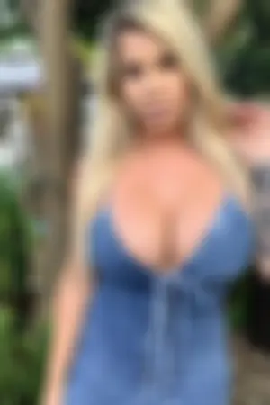 World 航母舰娘要炸裂