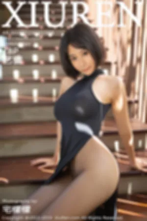[XiuRen]秀人网 2019.07.23 No.1568 巴厘岛旅拍·黑色高开长裙黑丝美腿