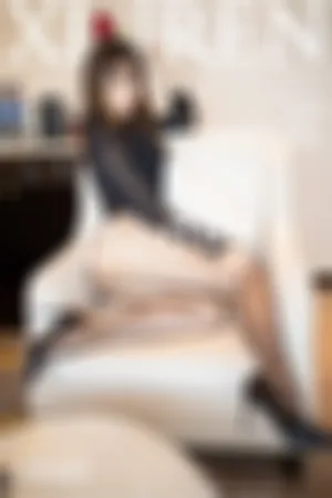 [XiuRen]秀人网 2019.07.29 No.1579 OL超短裙黑丝内衣写真