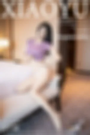 [XIAOYU]语画界 2019.08.14 VOL.132 紫色上衣白色短裙丝袜美腿